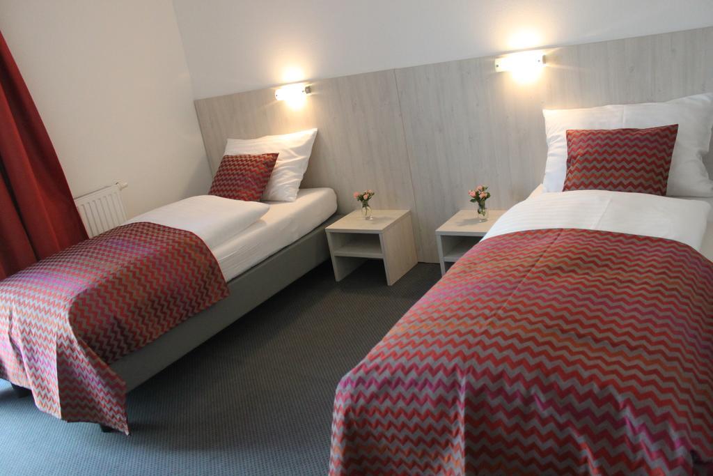 Best Sleep Hotel Spielberg Bei Knittelfeld Exterior photo